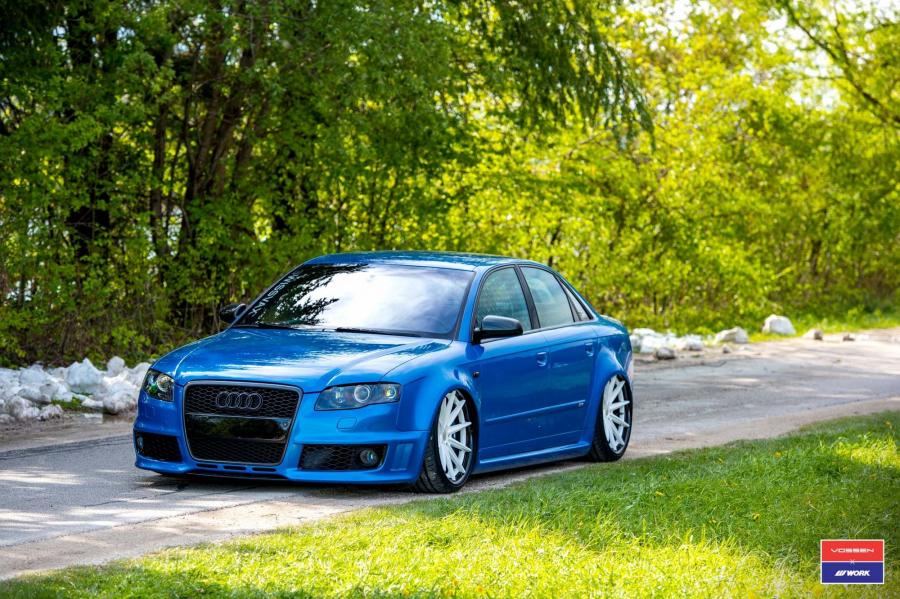  Audi RS4 Sedan on Vossen Wheels (VWS-1) 2016 года  (фото 7 из 24)